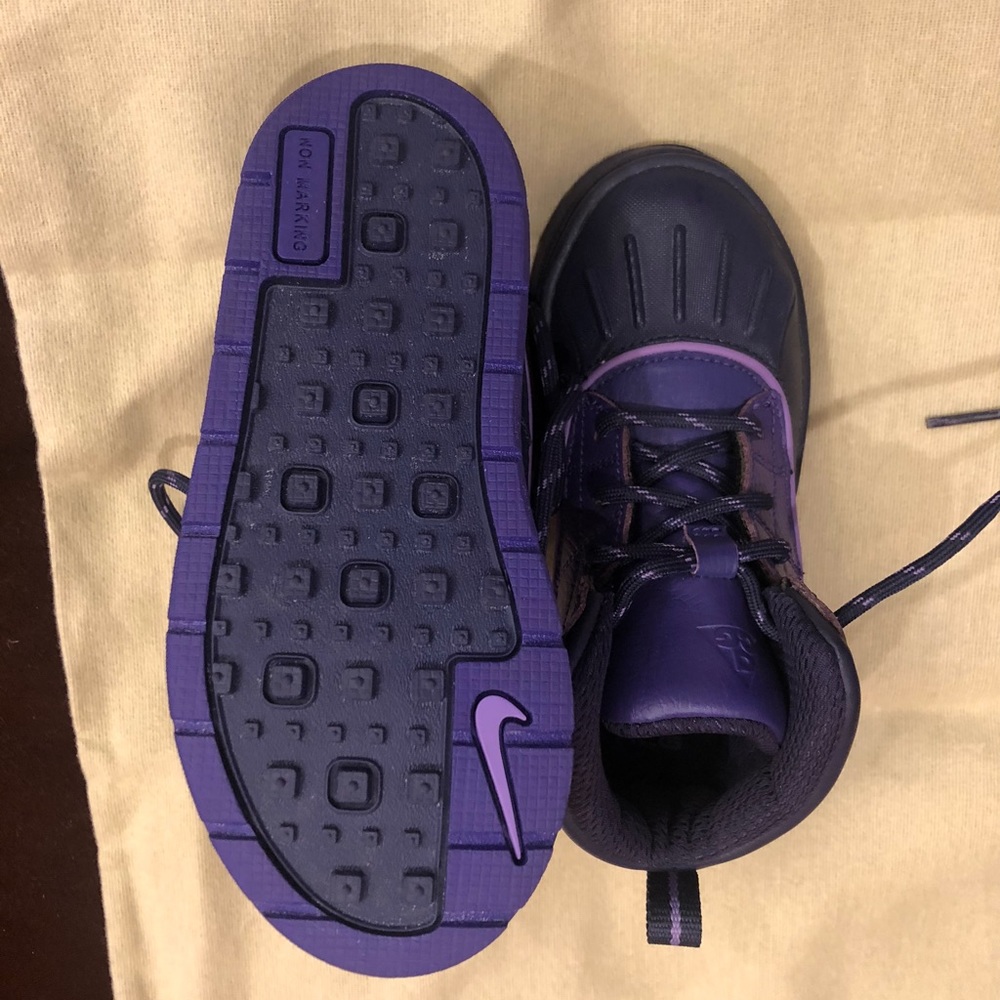 Children ACG boots size10c
